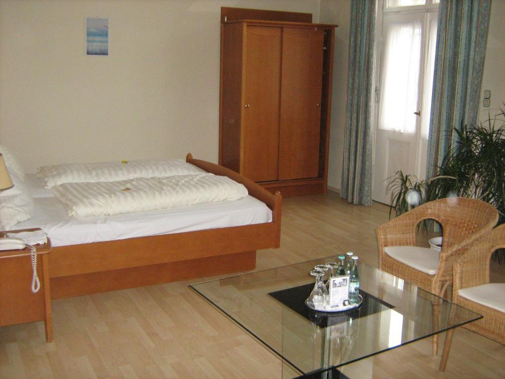 Villa Oranien Diez Zimmer foto